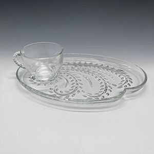 Vtg Federal Glass Homestead Hospitality Wheat Luncheon Snack Plate &‎ Cup Set